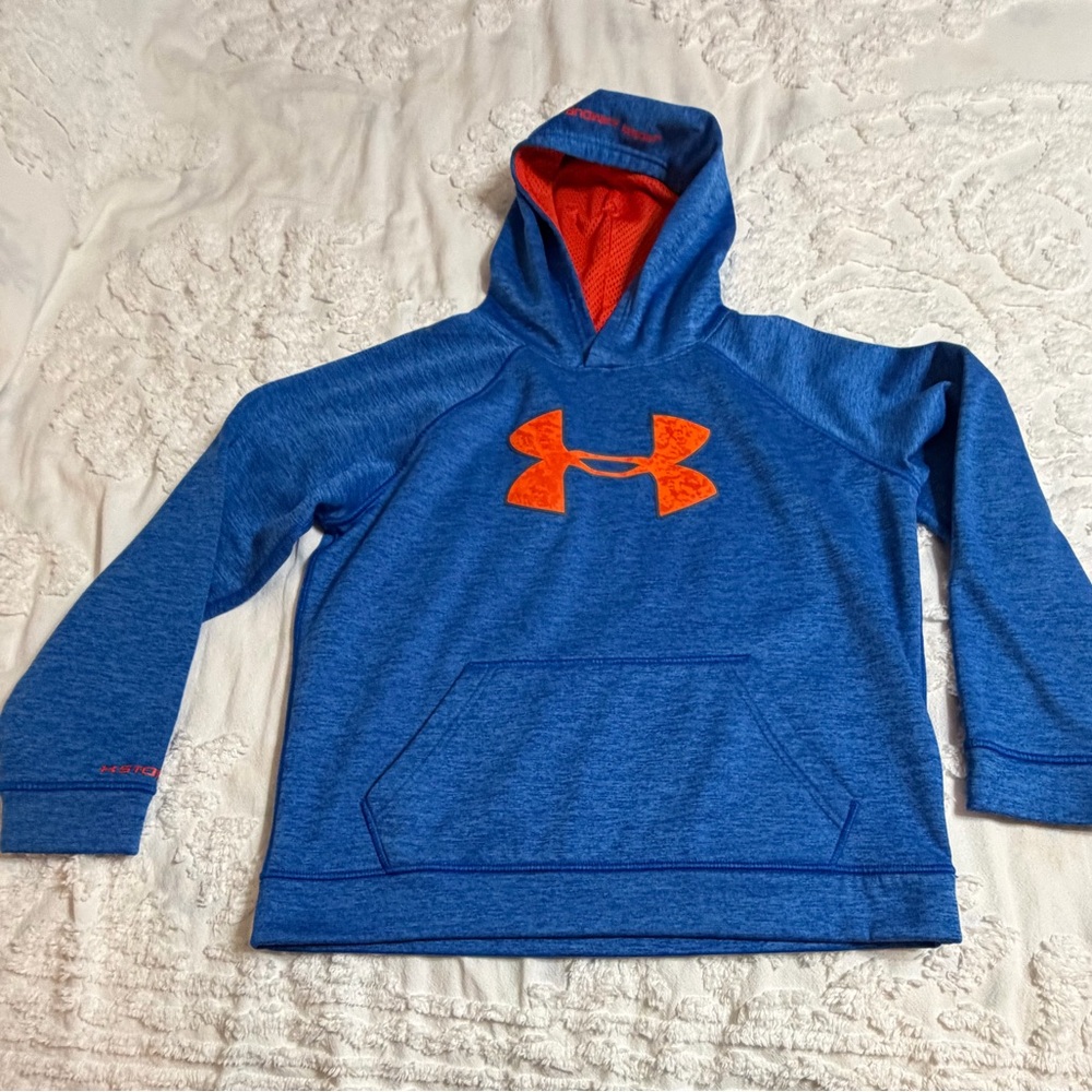 Under Armour hoodie like new youth large